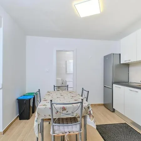 Tatil Evi House With A Parking Space Stivan, Cres - 25073