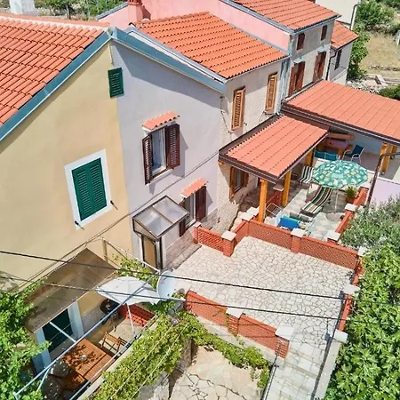 Tatil Evi House With A Parking Space Stivan, Cres - 25073 *